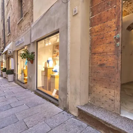 Monolocale Centro Storico Di Vicino Al Mare Apartmán *